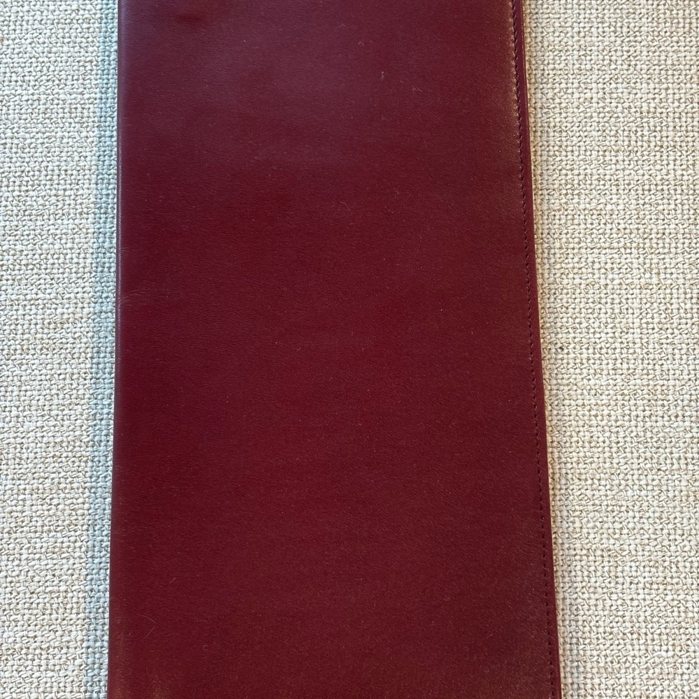 Manhattan Limited Elegant Burgundy Leather Wallet